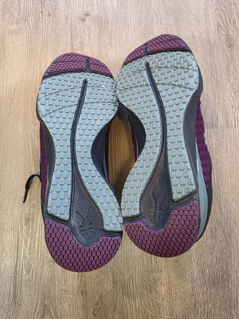 Kuru Quantum 2 Womens Size 9 Purple Blue Athletic Running Walking Shoes NWOT